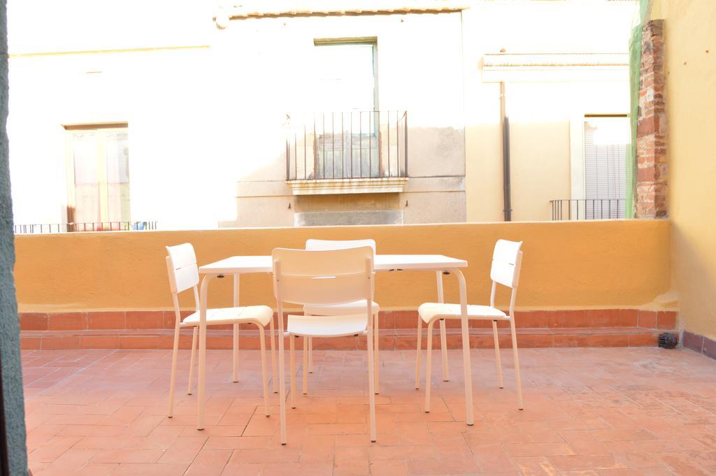 Tarragona Suites Mediona Exteriör bild