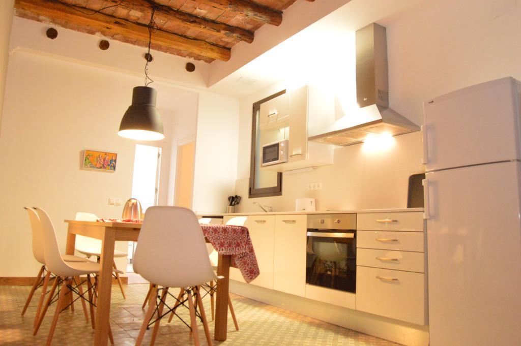 Tarragona Suites Mediona Exteriör bild