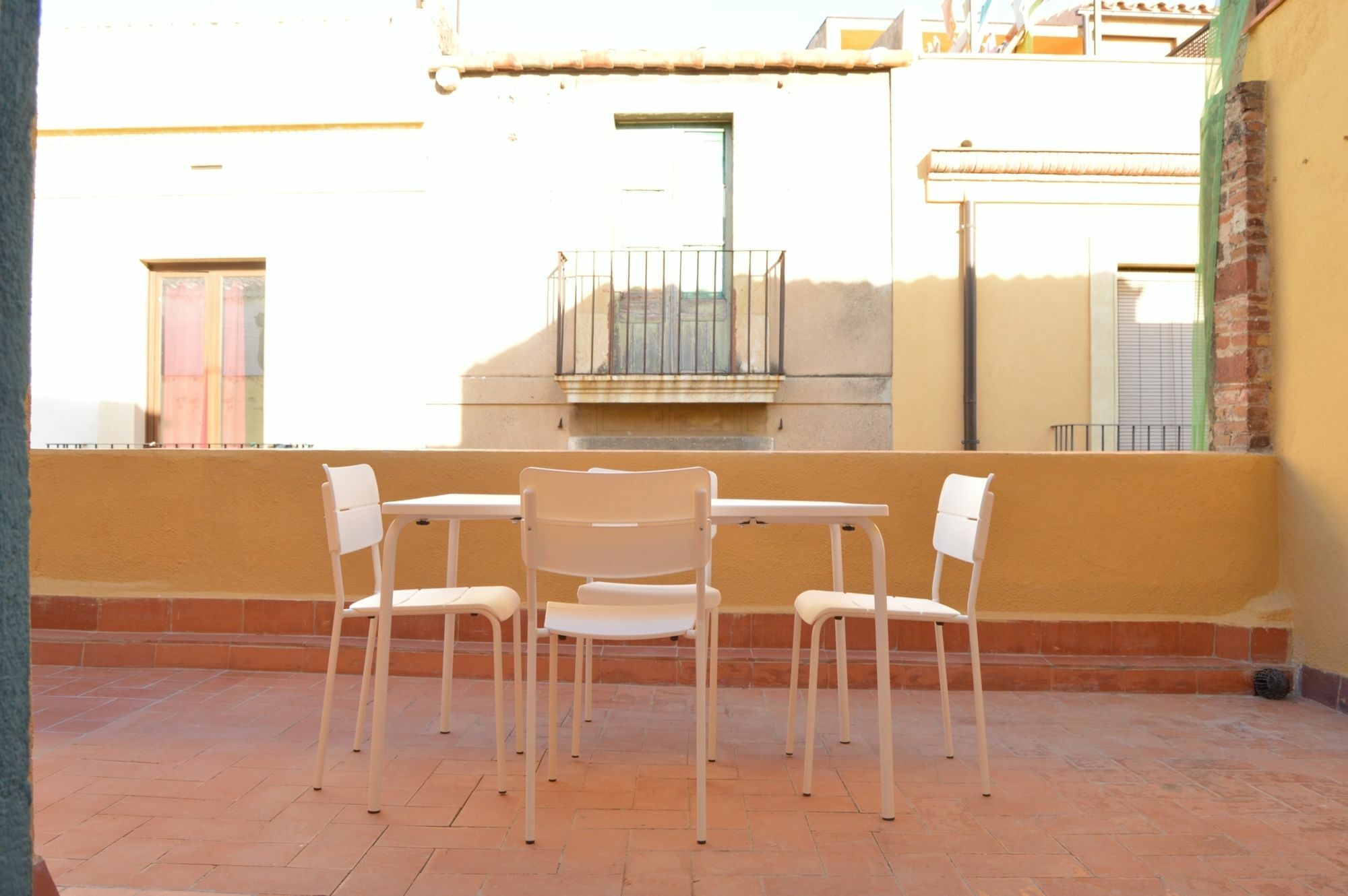 Tarragona Suites Mediona Exteriör bild